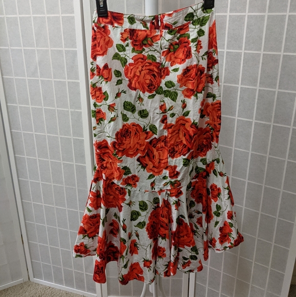 ASOS Design Midi Skirt with Wrap Detail in Rose Print - Picture 2 of 8